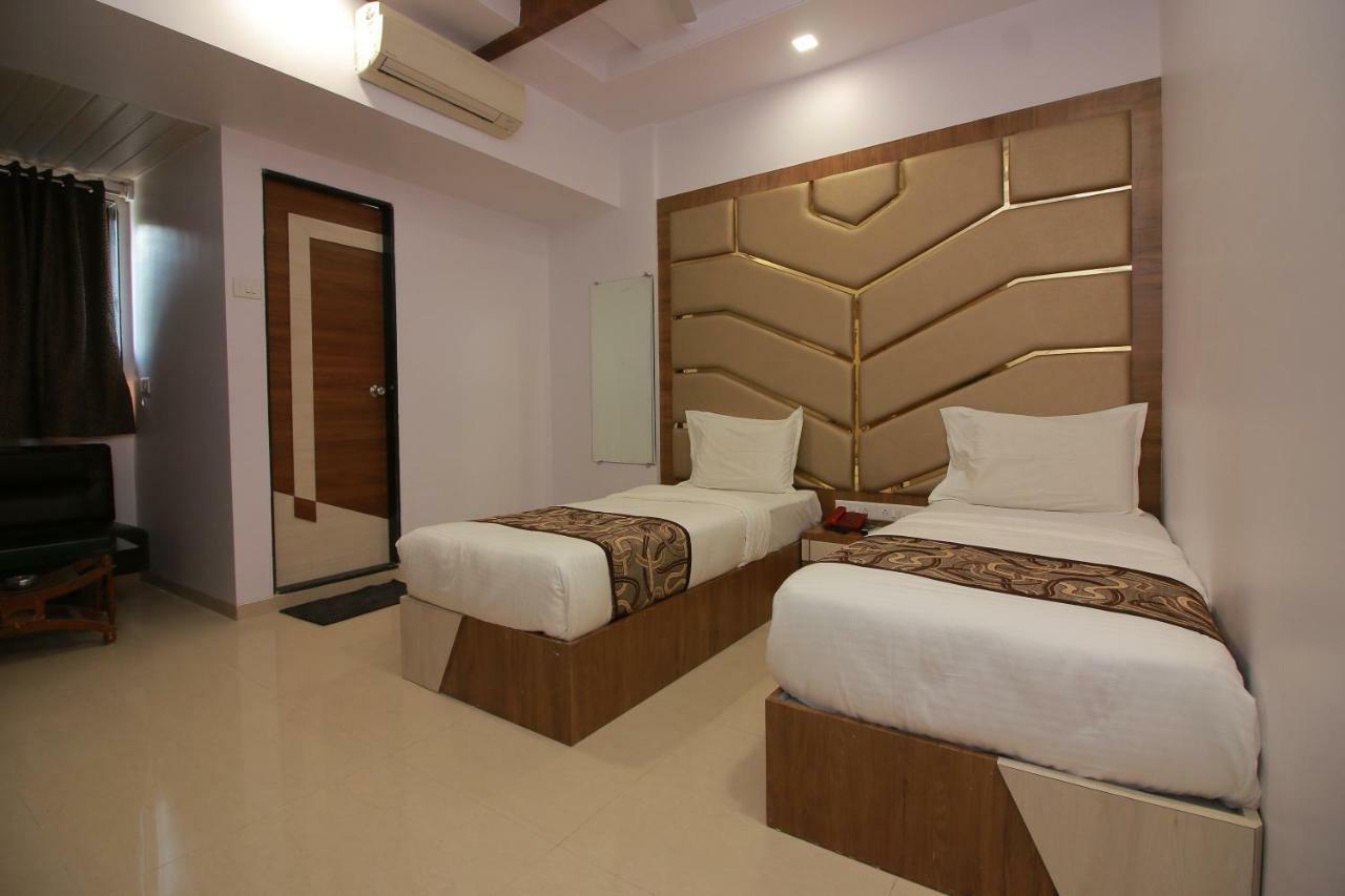 Hotel Apex Navi Mumbai Ngoại thất bức ảnh