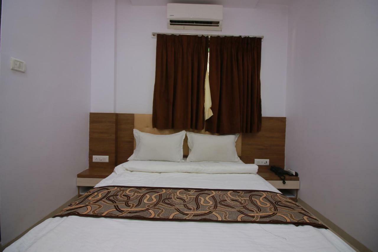 Hotel Apex Navi Mumbai Ngoại thất bức ảnh